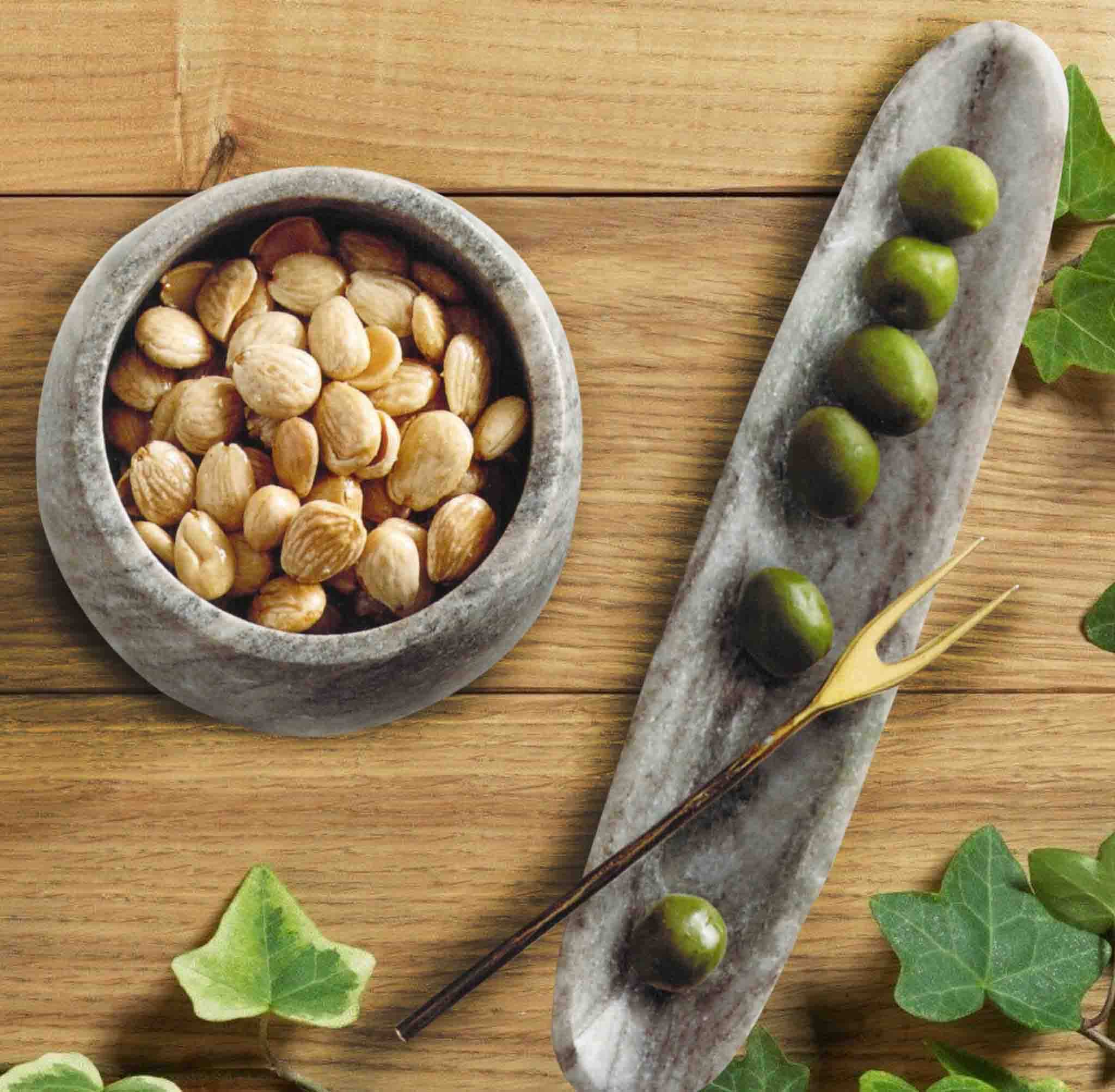 Curve Marble Collection Serveware