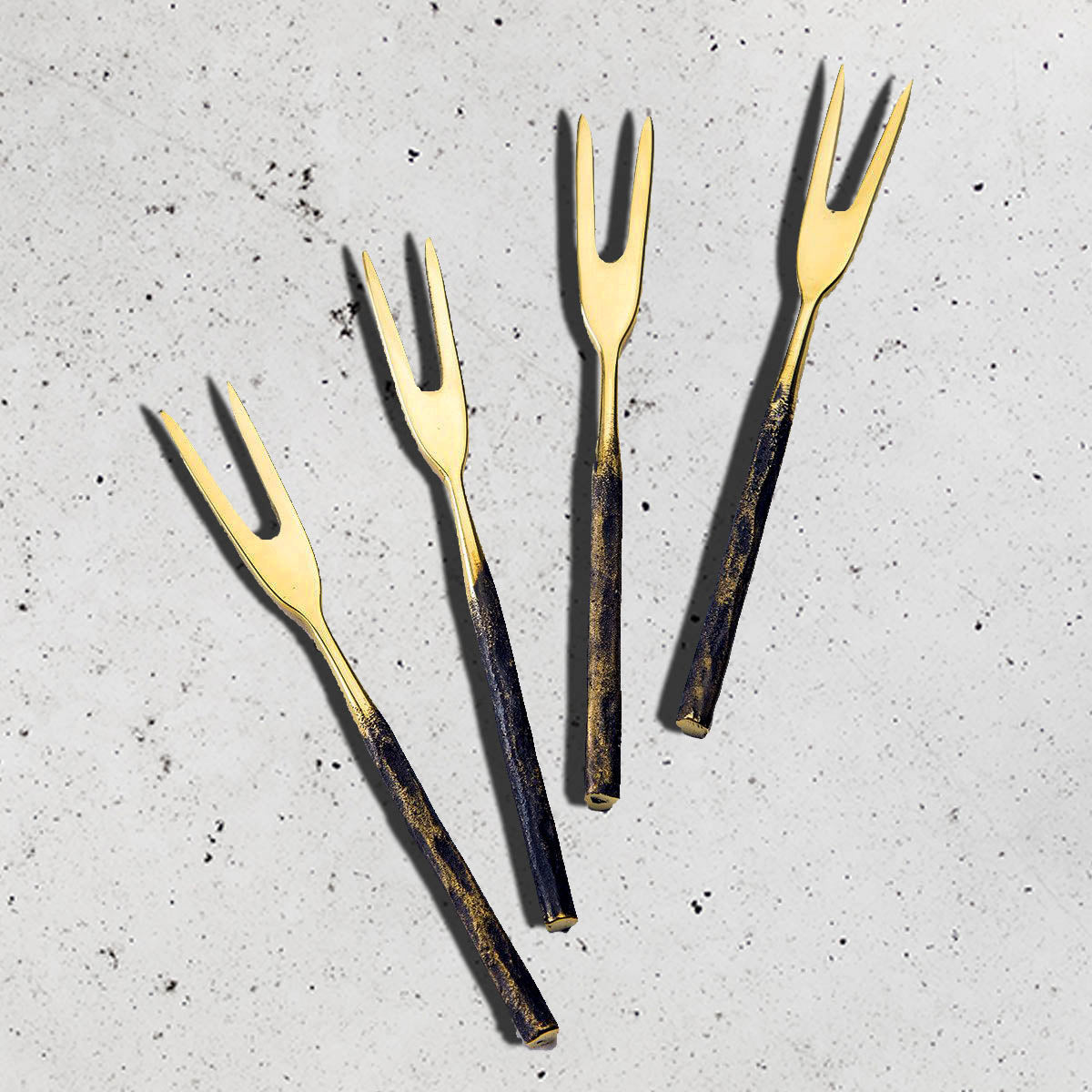 Serafina Brass Serveware - Serving Pieces