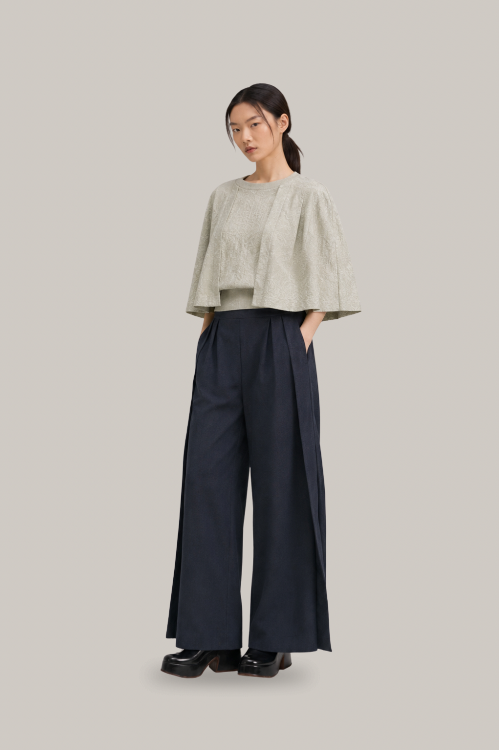 Flo Cape Top