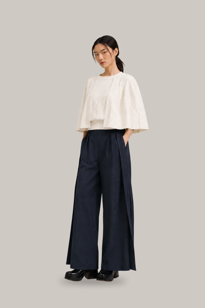 Flo Cape Top