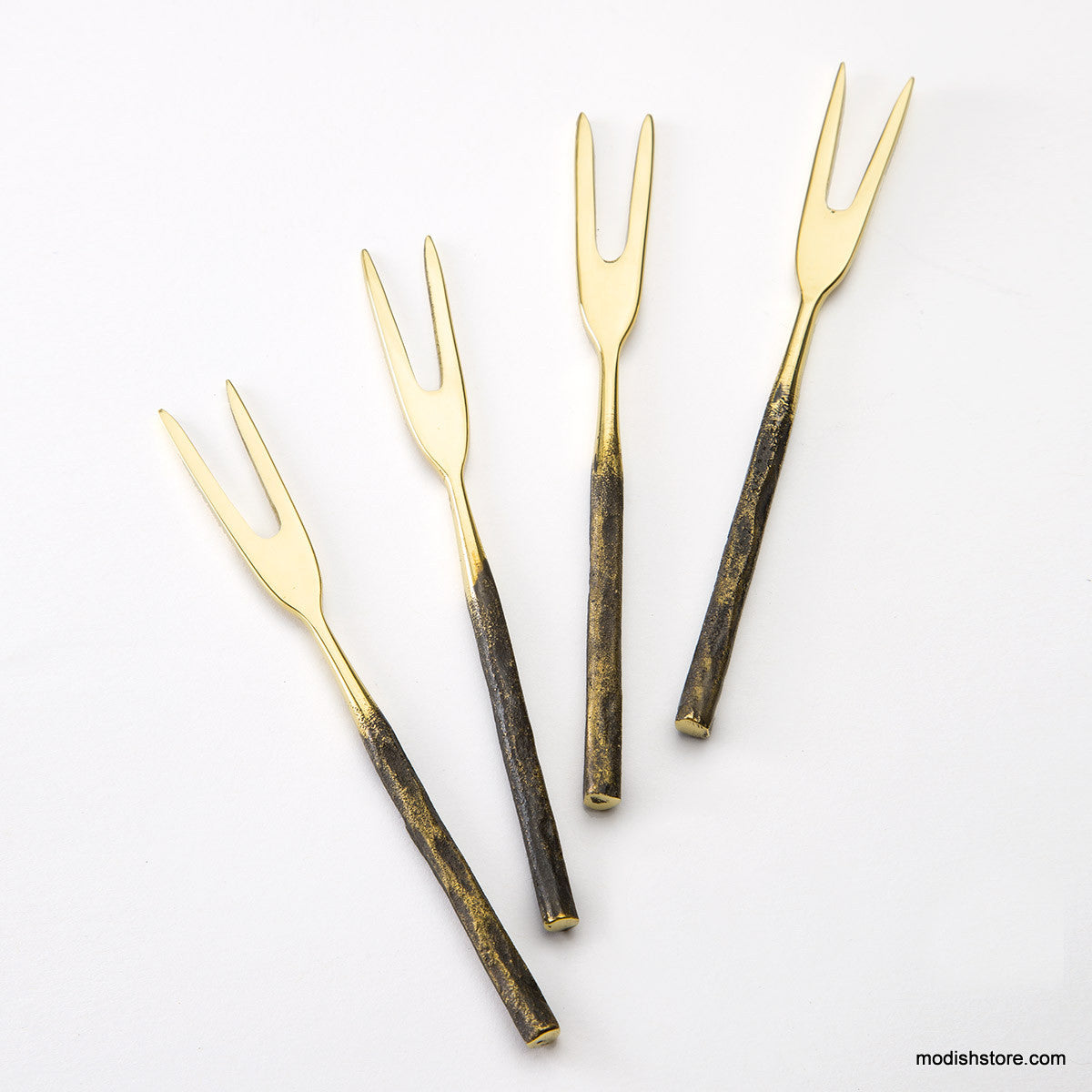 Serafina Brass Serveware - Serving Pieces